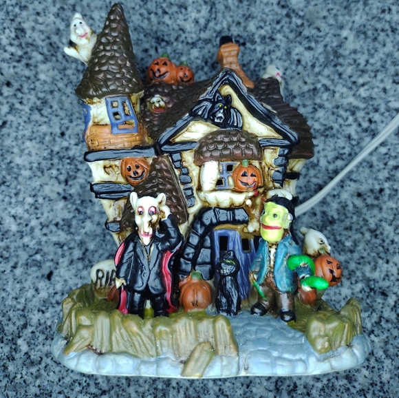 Spooky Hollow Haunted House Halloween Porcelain House Vintage - Picture 1 of 14